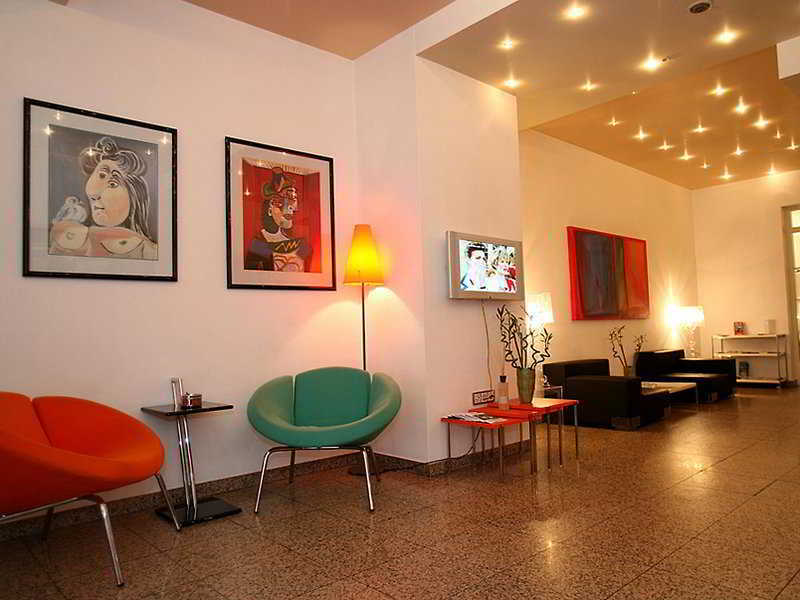 Hotel Topas Frankfurt City Франкфурт на Майн Екстериор снимка
